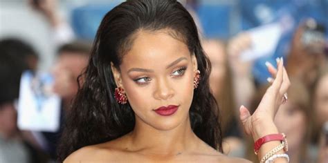 Rihanna Wears Nothing But Body Chains in a Sensual Nude ...